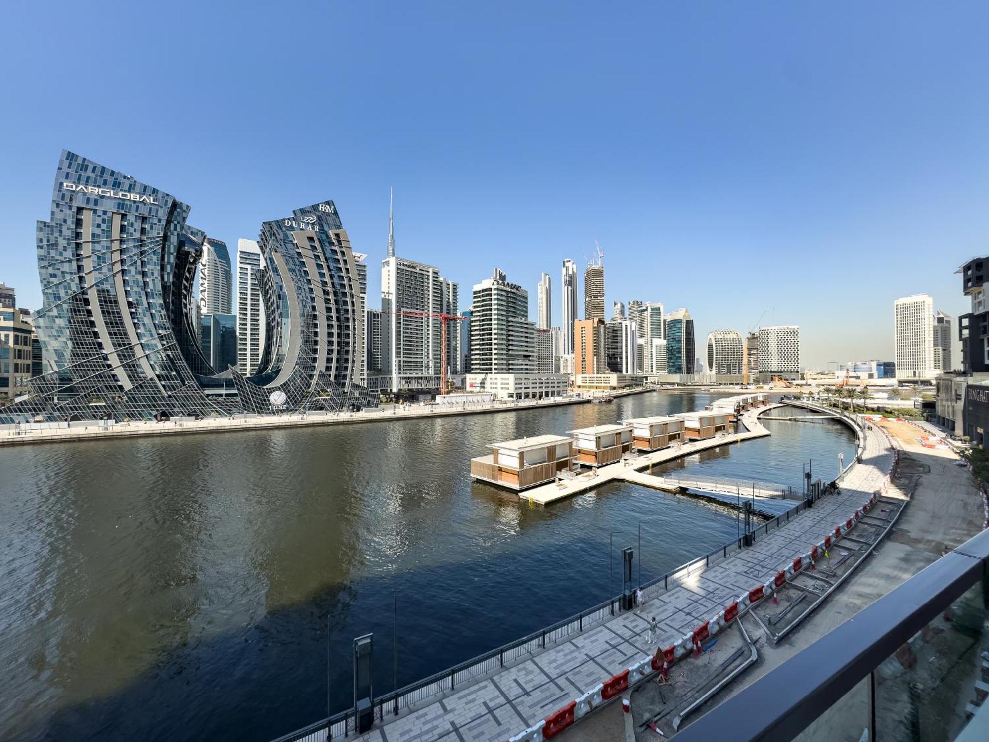 Huge Lux 1bhk In Prime Business Bay With Private Jacuzzi Dubai