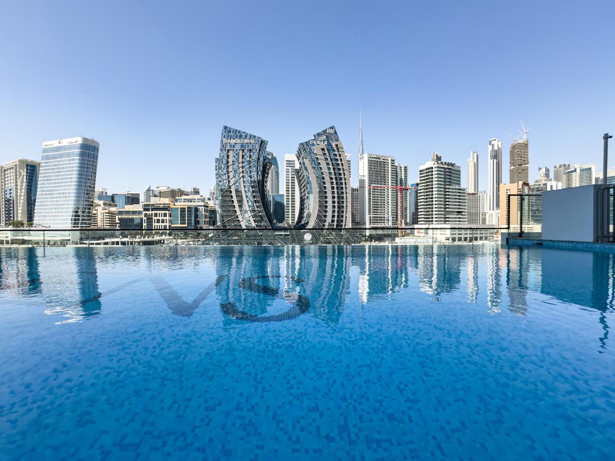 Huge Lux 1bhk In Prime Business Bay With Private Jacuzzi * Dubai